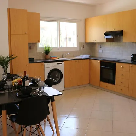 Sirena - Holiday Flat * Paphos
